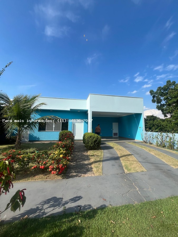 Casa para alugar com 2 quartos, 493m² - Foto 1