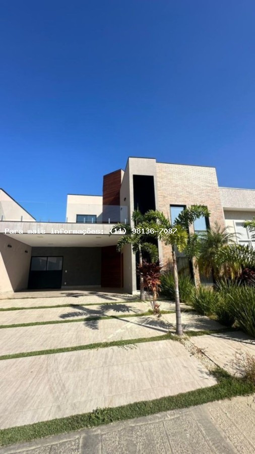 Casa para alugar com 3 quartos, 300m² - Foto 1
