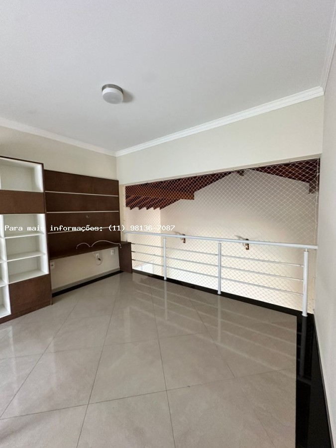 Casa à venda com 3 quartos, 300m² - Foto 16